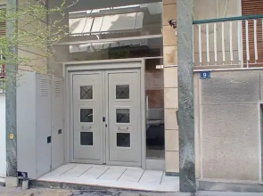 Glimmer 2-Bedroom Apartment in Athens