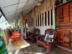 Sukhothai Guest House