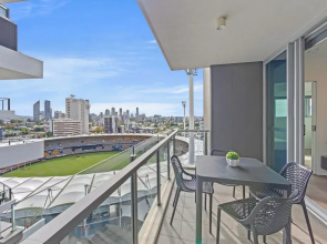 Trafalgar Lane Apartments by CLLIX