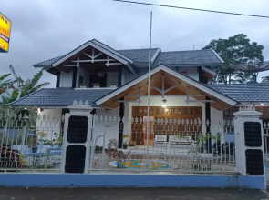 OYO 93706 Penginapan Syariah Hj. Kenan
