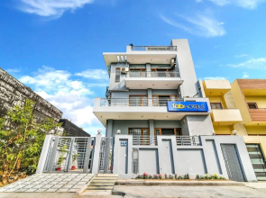 FabHotel Casa Meera Boutique