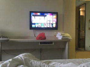 Womei Express Hotel