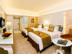 Riviera Hotel Macau