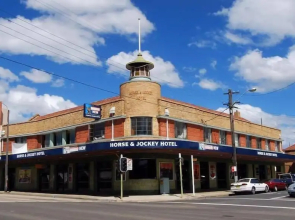 Horse and Jockey Hotel Homebush