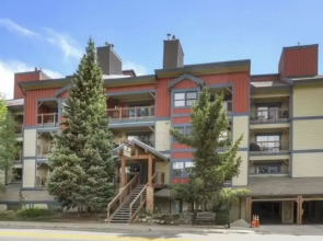 Longbranch by Pinnacle Lodging