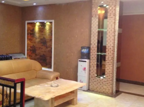 Jiuzhaigou Yueliangwan Holiday Hotel