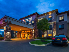 Best Western Plus Finger Lakes Inn & Suites