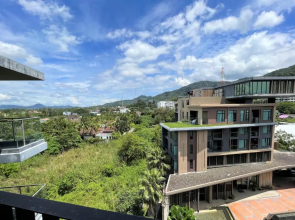 6 Avenue Surin by Lofty