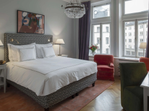 The Sparrow Hotel