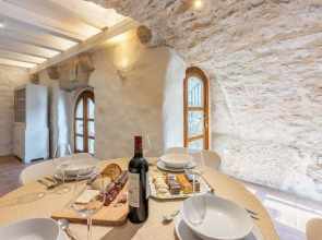 House Stara Kuca-old Stone House