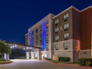 Holiday Inn Express Hotel & Suites Mesquite by IHG