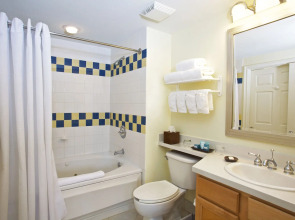 Harborside Resort & Vacation Rentals at Atlantis