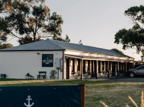 Port Albert Motel