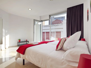Charmsuites Nou Rambla