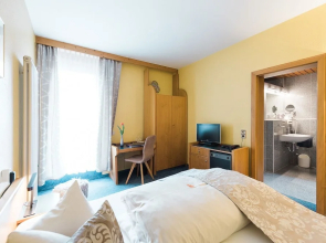 Hotel Bräutigams Weinstuben