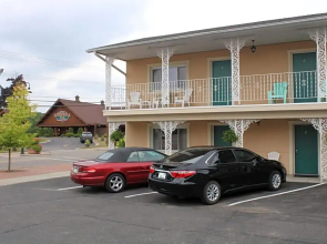 River Road Motel