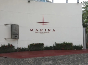 Bay View Grand Marina 1605 Sur