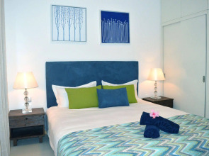 Rose Des Sables Beachfront Apartments