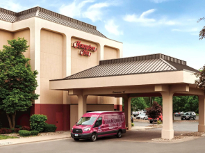 Hampton Inn Des Moines-Airport