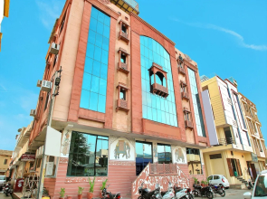 OYO 2105 Hotel Royal Sheraton