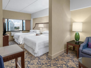 Sheraton Lincoln Harbor Hotel