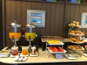 Sawasdee Hotel @ Sukhumvit Soi 8