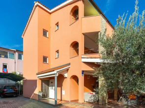 Stunning Home in Krk With Wifi and 2 Bedrooms
