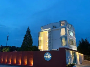 Shanghai Senbo Garden Resort Hotel (International Tourism Resort Area)