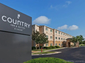 Holiday Inn Express Wichita