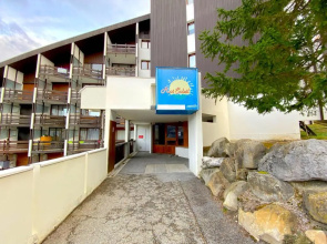 Studio le Sauze avec vue sur la Vallée