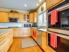 Spacious South Bend Home - Walk to Notre Dame!