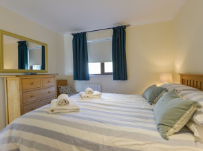 12 Burgh Island Causeway