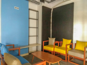 Simply Look Studio Room At Dave Apartment