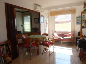 Apartment (wifi, air conditioning) at 150 meter beach