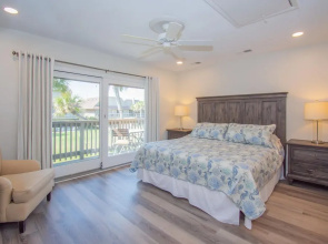 329 Capt John Fripp Villa