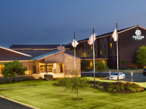 DoubleTree by Hilton Collinsville - St. Louis