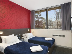 Space Hotel - Hostel