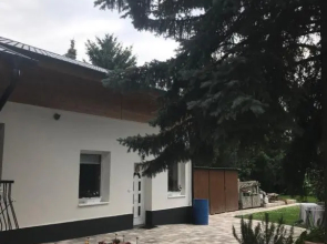 Balatonkenesei Vendégház