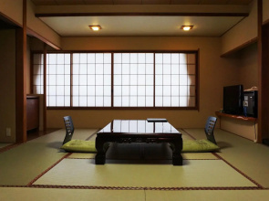 Oki Plaza Hotel