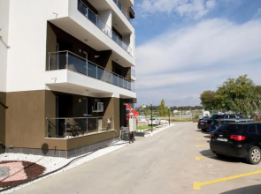 Airport Residence - Across from Otopeni Airport