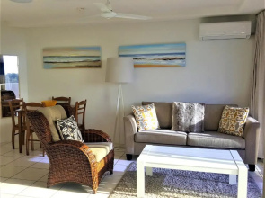 Mooloolaba Beachfront Apartment