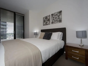 Accommodate Canberra - Manhattan