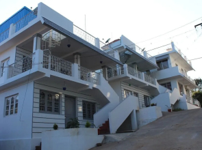 Fabhotel Pearls Resort