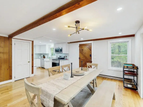 3BR House Close to Beach: Large Yard & Deck!
