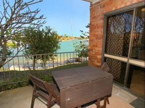 Anjuna 2 - 2 BDRM Budget Stay on Canal
