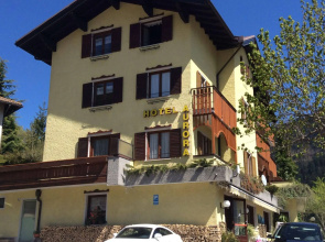 Hotel Aurora