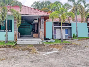 Super OYO 90483 Homestay Permata