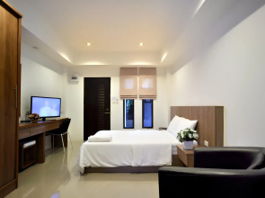 Gasser Park & Residence