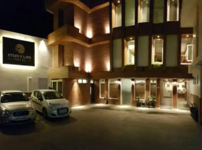 Mayur Hotel Bar & Restaurant solan