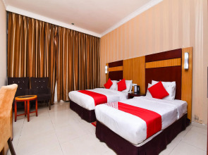 Palette Phoenix Hotel